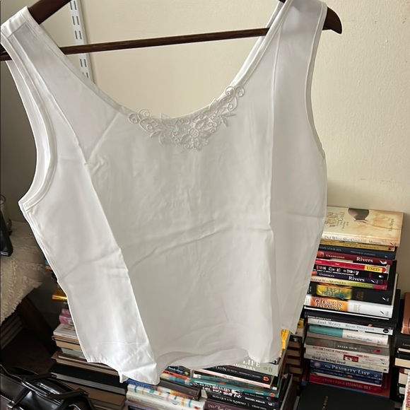 Sale Vintage White Blouse Just Maggie Large /Collared Embroidered / Floral - Picture 1 of 8